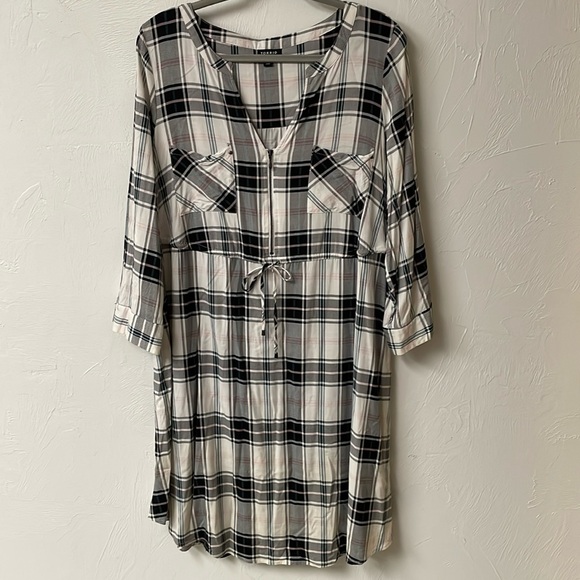 Torrid Plaid Shirt Dress - Picture 2 of 11